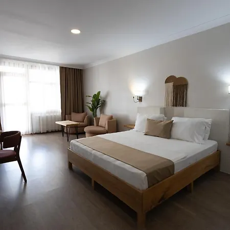 Otel The Rest Port Village