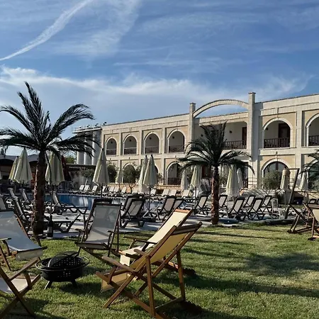 Otel The Rest Port Village *