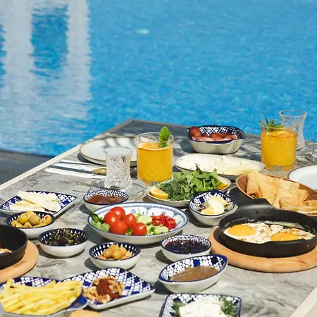 The Rest Port Village Otel