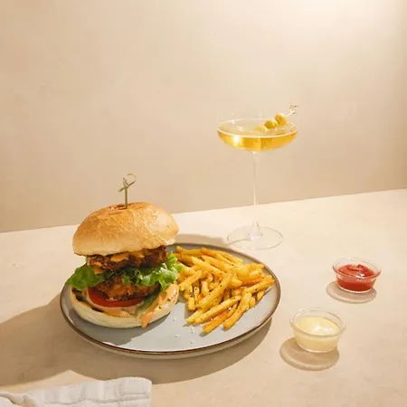 Otel The Rest Port Village *